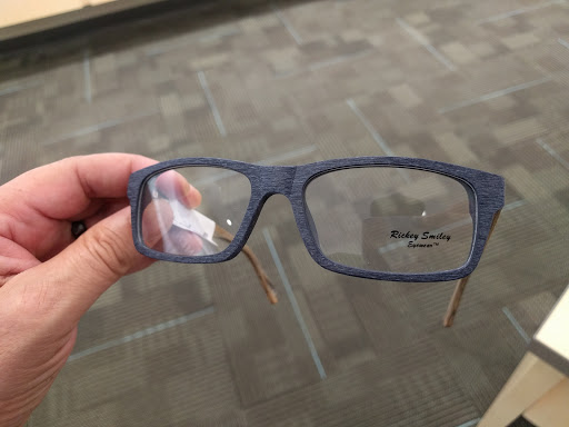 Eye Care Center «Eyeglass World», reviews and photos, 3625 Midway Dr p, San Diego, CA 92110, USA