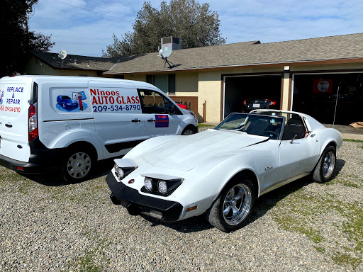 Ninoos Auto Glass image