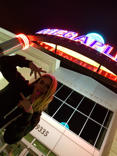 Event Venue «Megaplex Theatres at Jordan Commons», reviews and photos, 9335 State St, Sandy, UT 84070, USA