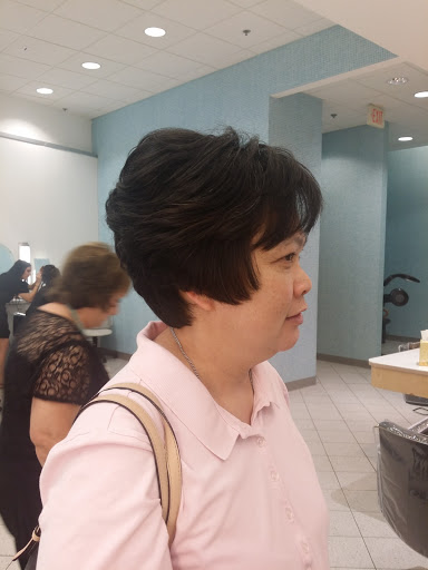 Hair Salon «Ulta Beauty», reviews and photos, 5481 Touhy Ave, Skokie, IL 60077, USA