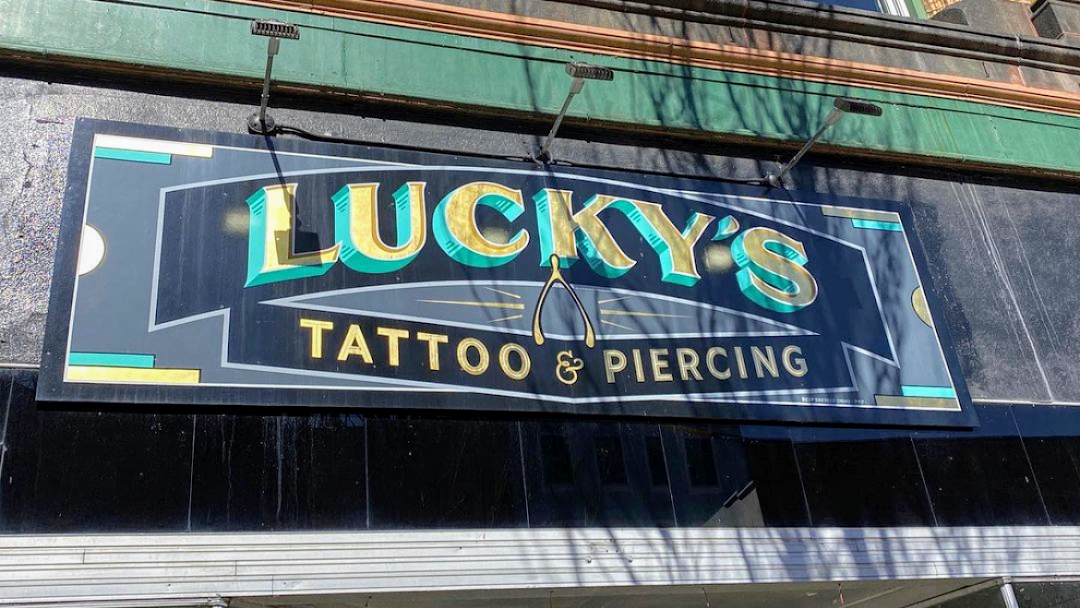 Luckys Tattoo and Piercing