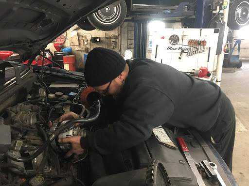 Auto Repair Shop «Stop & Go Transmissions & Auto Center», reviews and photos, 947 State St, Bridgeport, CT 06605, USA