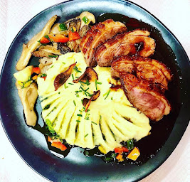 Photo n°9 de Chez Serge - Restaurant Saint Ouen à Saint-Ouen-sur-Seine ()