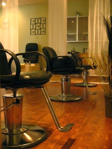 Hair Salon «Sol y Luna Hair Salon», reviews and photos, 5810 Emporium Square, Columbus, OH 43231, USA