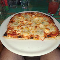 Plats et boissons du Pizzeria Pizza Basta à Mormoiron - n°4