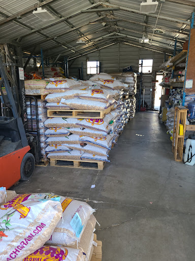 Pet Supply Store «Torres Feed & Pet Supply», reviews and photos, 2656 S Union Ave, Bakersfield, CA 93307, USA