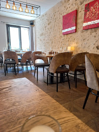 Atmosphère du Restaurant Le Biquin d'Or à Ferrières-en-Gâtinais - n°2