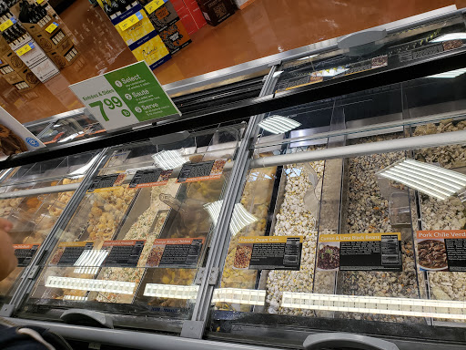 Grocery Store «Fred Meyer», reviews and photos, 19200 SW Martinazzi Ave, Tualatin, OR 97062, USA