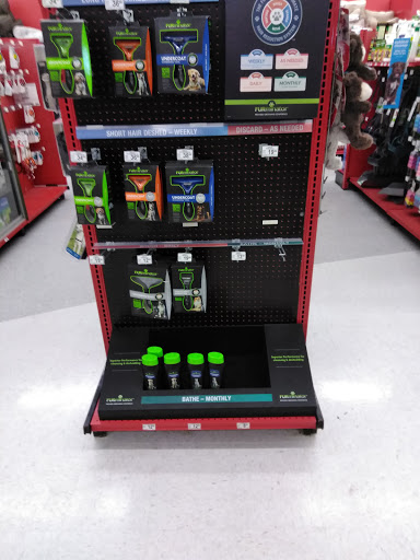 Pet Supply Store «Petco Animal Supplies», reviews and photos, 1220 Commons Cir, Plover, WI 54467, USA