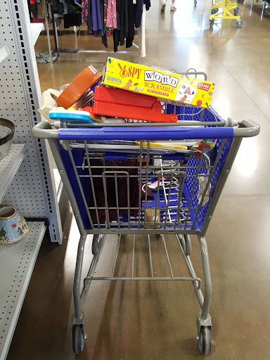 Thrift Store «Goodwill Retail Store of Springfield – Chestnut Crossing», reviews and photos, 425 S Western Ave, Springfield, MO 65802, USA