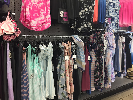 Variety Store «Five Below», reviews and photos, 5540 E 82nd St, Indianapolis, IN 46250, USA