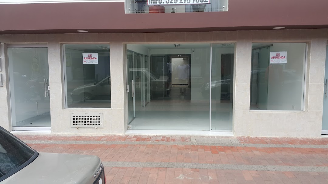 Pasaje Comercial Polos