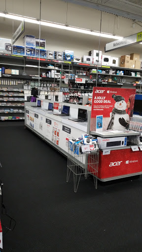 Office Supply Store «Staples», reviews and photos, 2840 E Germann Rd, Chandler, AZ 85286, USA