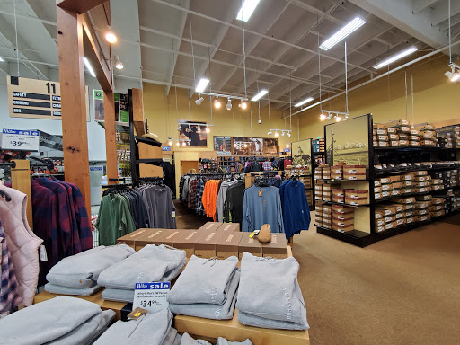 Animal Feed Store «Wilco Farm Store», reviews and photos, 734 McClaine St, Silverton, OR 97381, USA