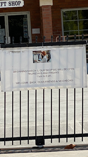 Thrift Store «Assistance League Thrift Shop», reviews and photos, 1453 15th St, Santa Monica, CA 90404, USA