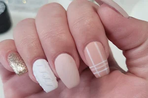 Elegant Nails & Beauty image