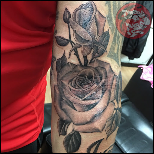 Explore infinity couple tattoo ideas, creative tattoo ideas in Johnston, available at EMPIRE STUDIO-RI