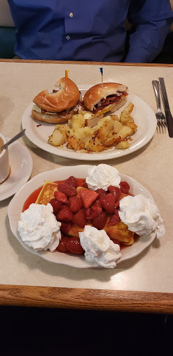 Family Restaurant «The Broadway Restaurant Catering & Ice Cream», reviews and photos, 100 Water St, Worcester, MA 01604, USA