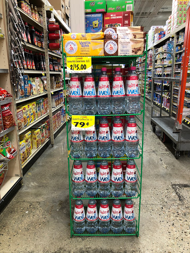 Supermarket «Vallarta Supermarkets», reviews and photos, 19725 Vanowen St, Winnetka, CA 91306, USA