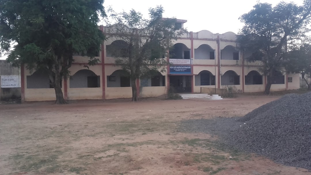Vadagarai Girls Higher Secondary School