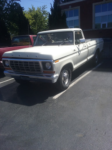 Tire Shop «Buckhead Tire & Auto Repair», reviews and photos, 3830 Roswell Rd NE, Atlanta, GA 30342, USA