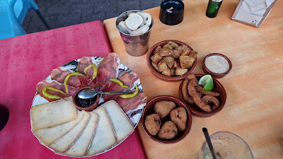 Zoo Bar Tapas à Moliets-et-Maa