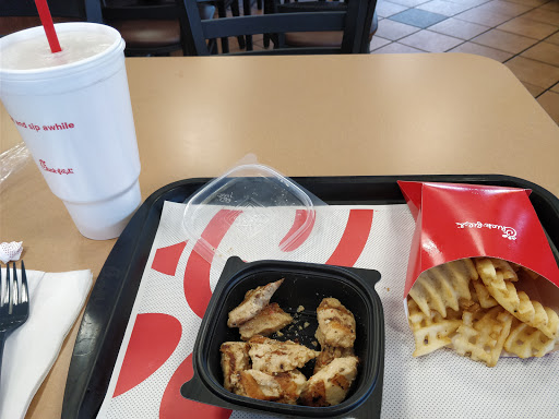 Fast Food Restaurant «Chick-fil-A», reviews and photos, 1005 Foxcroft Ave, Martinsburg, WV 25401, USA