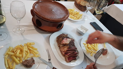 Restaurante O,Muiñeiro - Barrio as Lamas, 32890 A Valenza, Ourense, Spain