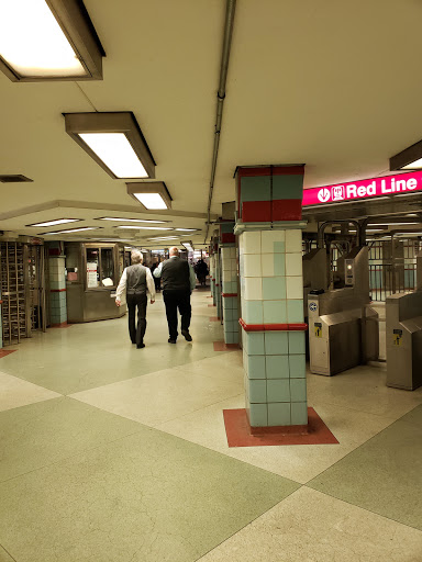 Shopping Mall «Block 37», reviews and photos, 108 N State St, Chicago, IL 60602, USA