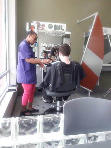 Hair Salon «Great Clips», reviews and photos, 1757 East-West Connector #410, Austell, GA 30106, USA