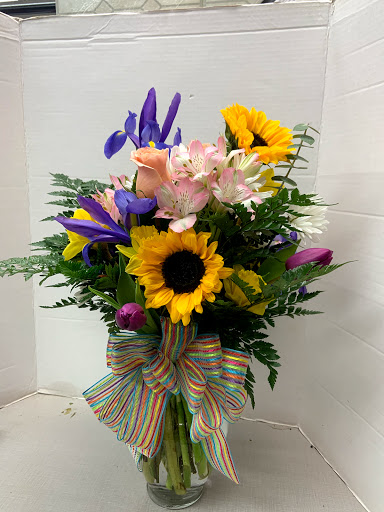 Florist «Agape Florist», reviews and photos, 261 Ridge McIntire Rd, Charlottesville, VA 22903, USA