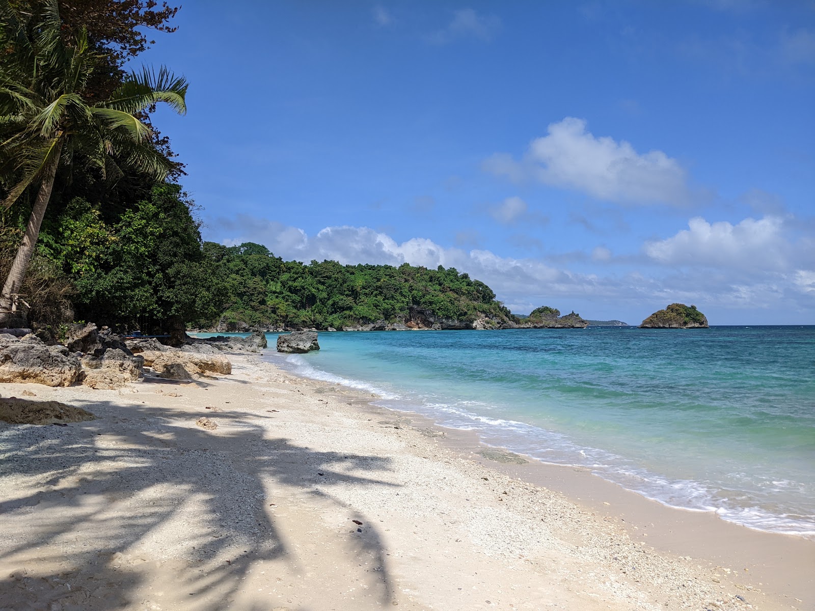 Photo de Iligan Beach II avec plage spacieuse