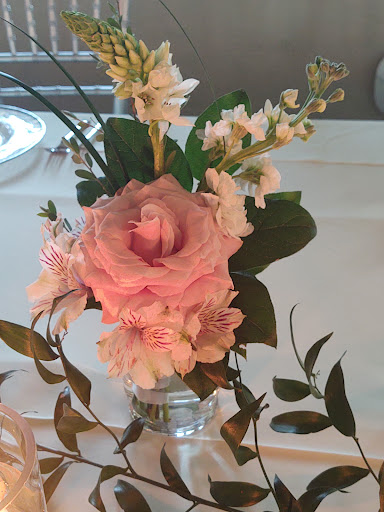 Florist «Country Club Flower Shop», reviews and photos, 820 W Lake Mary Blvd #101, Sanford, FL 32773, USA