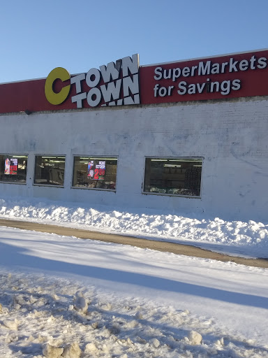 Grocery Store «C-Town Supermarkets», reviews and photos, 120 Clinton Ave, Newark, NJ 07114, USA
