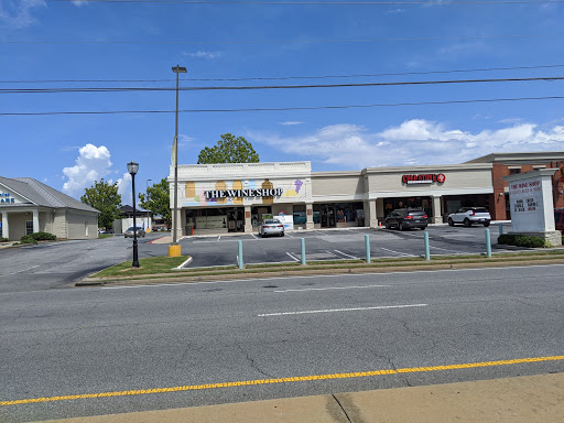 Wine Store «Wine Shop At Parkaire», reviews and photos, 640 Johnson Ferry Rd, Marietta, GA 30068, USA