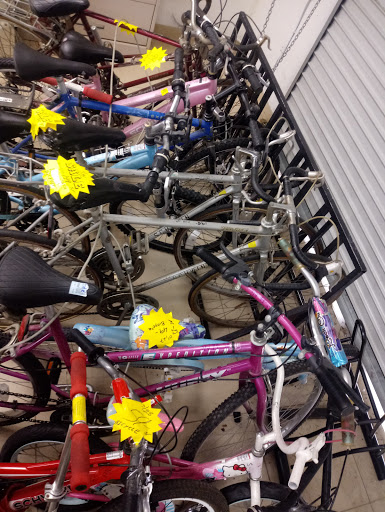 Thrift Store «The Salvation Army Family Store and Donation Center», reviews and photos, 180 S Tustin St, Orange, CA 92866, USA