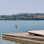 Photo n° 2 de l'avis de Yves-Marie.a fait le 04/07/2018 à 19:27 pour Plage d'Aiguebelette-le-Lac à Aiguebelette-le-Lac