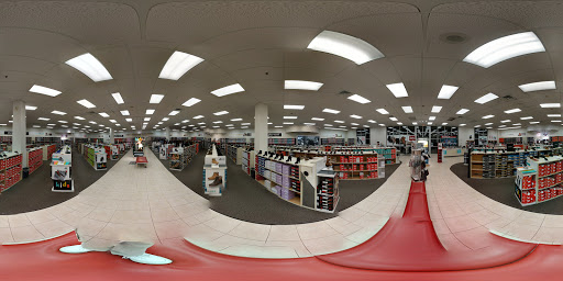 Shoe Store «Famous Footwear», reviews and photos, 744 NJ-73, Marlton, NJ 08053, USA