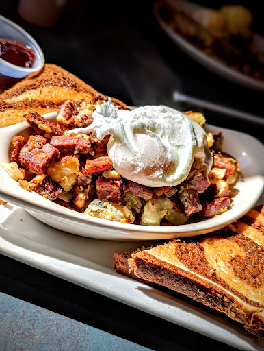 Restaurant «DuckTales Kitchen», reviews and photos, 612 N Devine Rd, Vancouver, WA 98661, USA