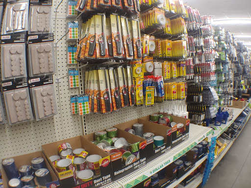 Dollar Store «Dollar Tree», reviews and photos, 2375 S Hwy 27, Clermont, FL 34711, USA