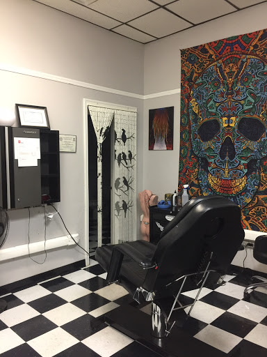 Tattoo Shop «Chrome Halo Tattoo & Body Piercing», reviews and photos, 517 W Main St, Murfreesboro, TN 37129, USA