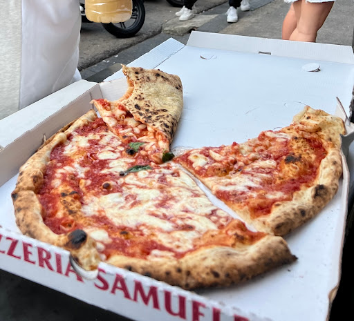 Pizzeria Samuele in Napoli, Città Metropolitana di Napoli