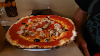 Plats et boissons du Pizzeria La Romaine à Alba-la-Romaine - n°15