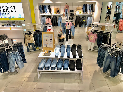 Clothing Store «Forever 21», reviews and photos, 4502 S Steele St #426B, Tacoma, WA 98409, USA