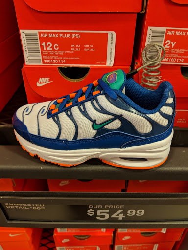 Sporting Goods Store «Nike Factory Store», reviews and photos, 1111 N Roosevelt Dr #400, Seaside, OR 97138, USA