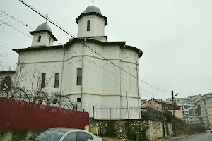 Biserica Ortodoxa Sfintii Constantin si Elena image