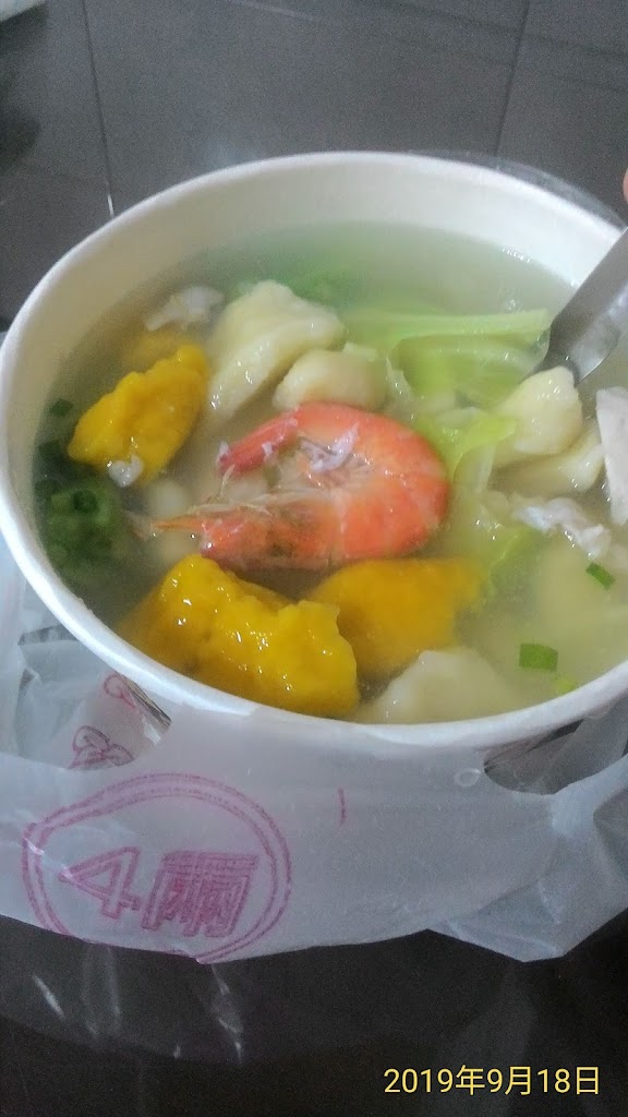 三色海鮮麵疙瘩 的照片