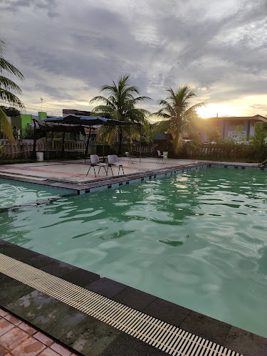 Kolam Renang Perum Marbella