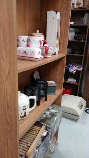 Thrift Store «Goodwill Thrift Store - Mandarin», reviews and photos