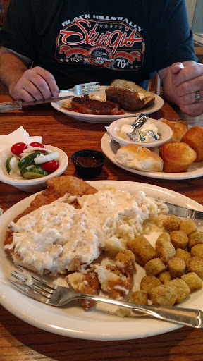 American Restaurant «Cracker Barrel Old Country Store», reviews and photos, 11701 University Ave, Clive, IA 50325, USA